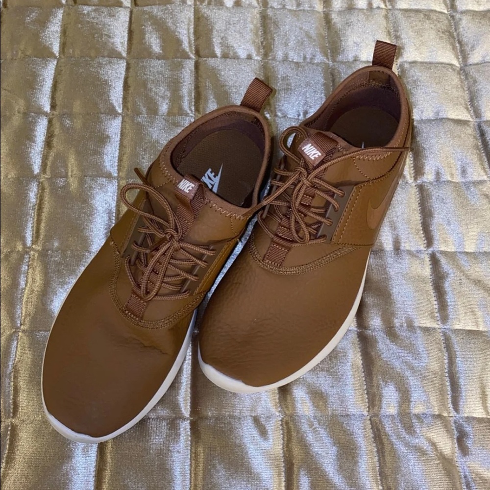 Nike juvenate Sneakers
